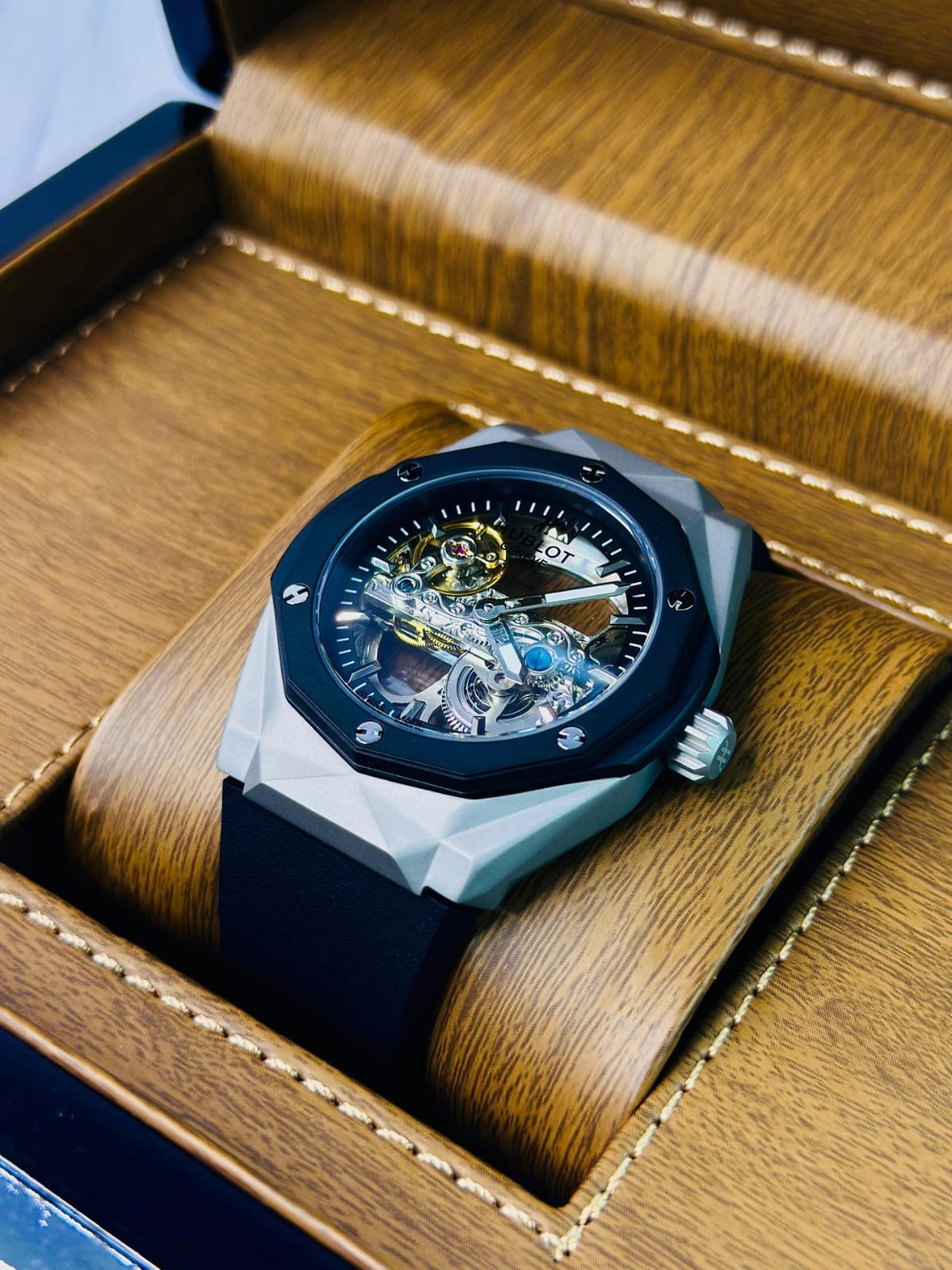 Hublot Big Bang Octagon Skeleton Titanium - THE AM Fine Timepieces