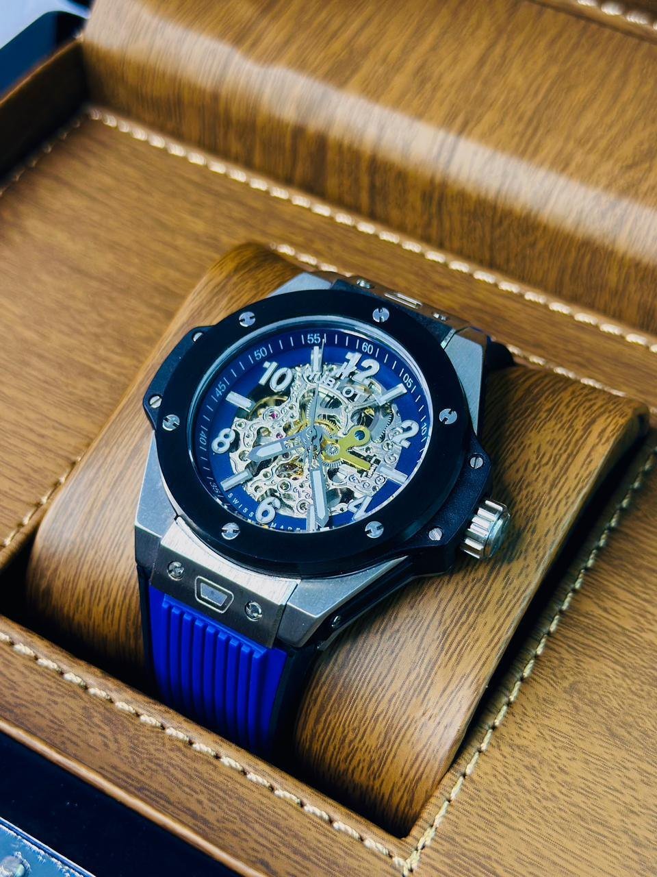 Hublot Big Bang Skeleton Black Ceramic - THE AM Fine Timepieces